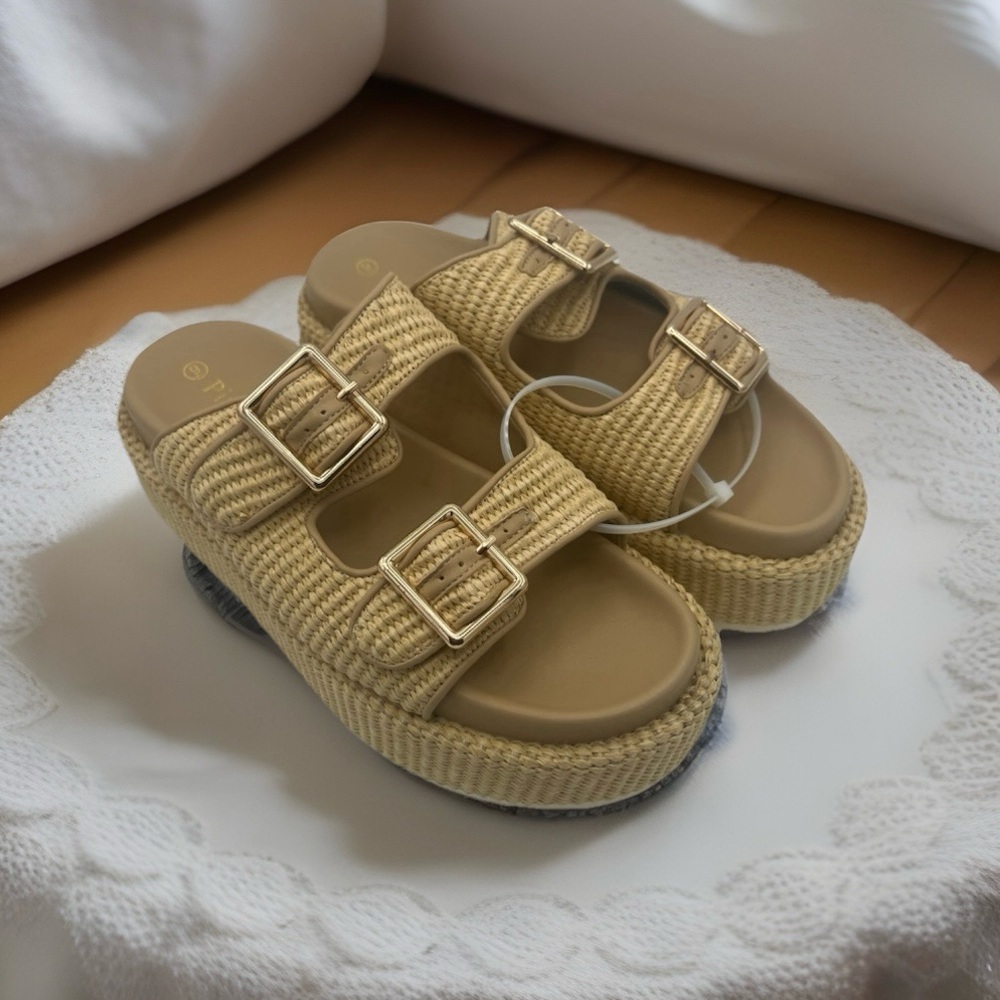 Pinokino Natural Raffia Platform Sandals, Women’s Size 9 NWOT